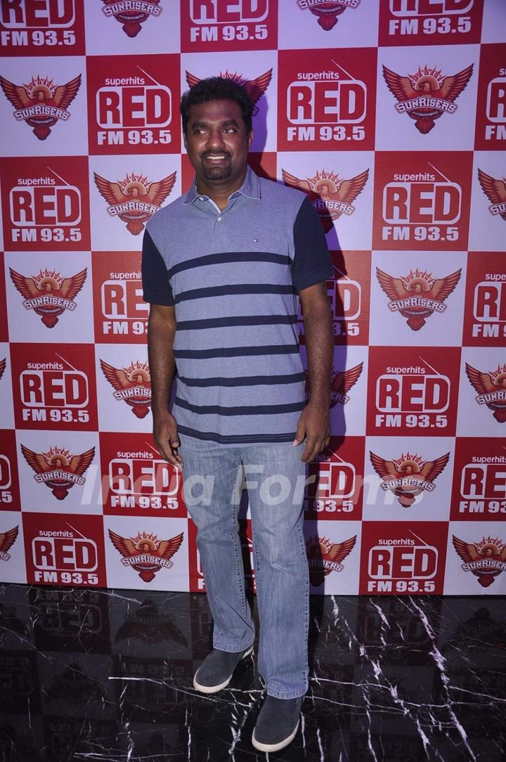 Muttiah Muralitharan poses for the media at Red FM Bash for Sunrisers Hyderabad Team