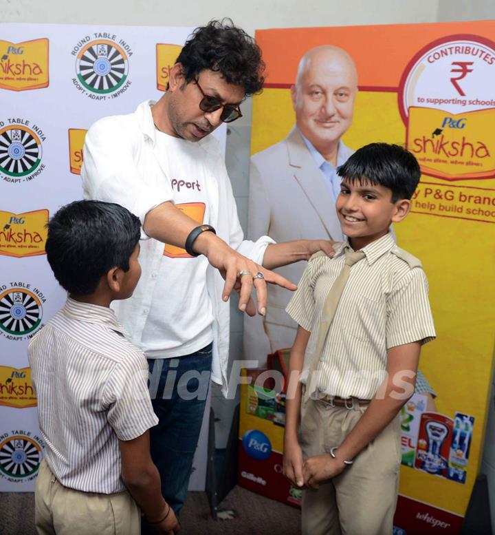 Irrfan Khan interacts with the students at P&G Shiksha Foundation