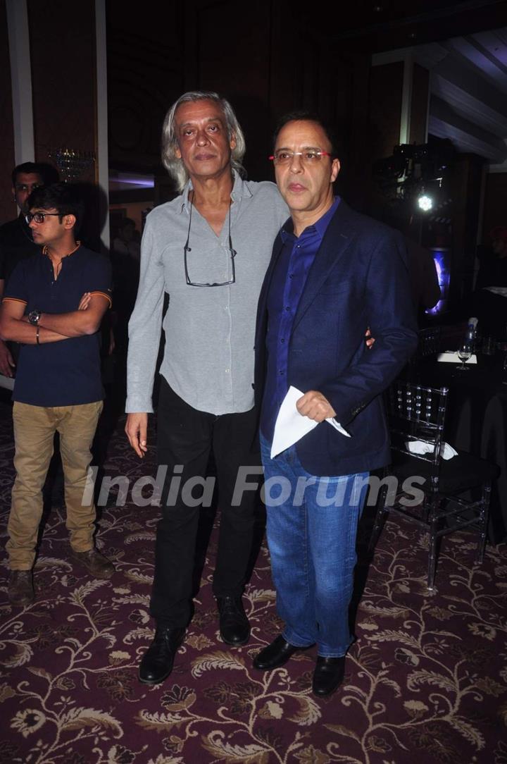 Sudhir Mishra and Vidhu Vinod Chopra at J & K Bash