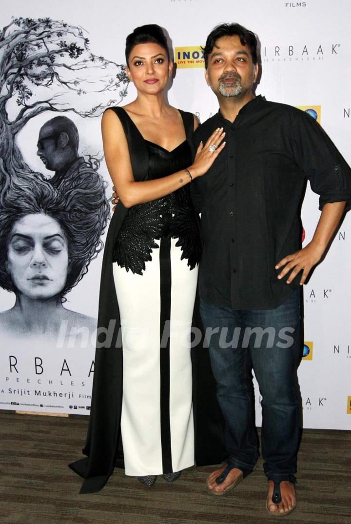 Sushmita Sen with Director Snapped at the Premiere of her Film Nirbaak in Kolkatta