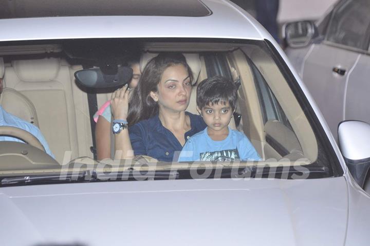 Sohail Khan's Wife Visits Salman at his Residence