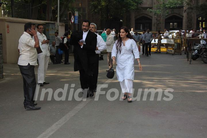 Alvira Khan at Bombay HC