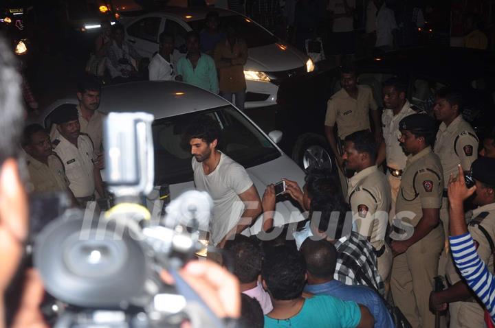 Aditya Roy Kapur Snapped at Salman's Residence (Galaxy Apartments)