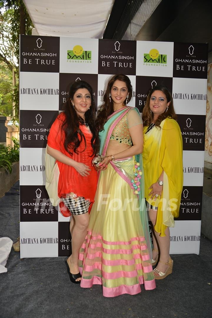 Eesha Kopikar poses with guests at Ghanasingh 'Be True' Event