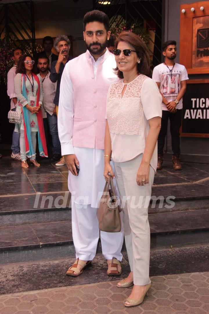 Abhishek Bachchan and Neetu Singh at the Felicitation Ceremony of Shashi Kapoor