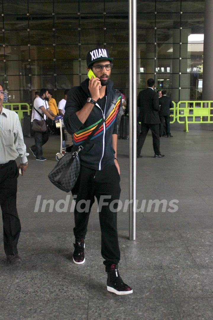 Siddharth Mallya Snapped at Airport