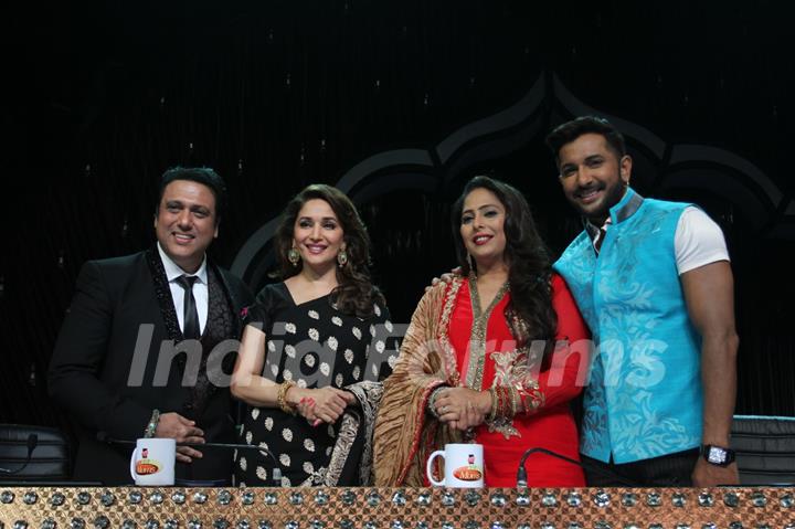 Madhuri Dixit on DID Supermoms Season 2