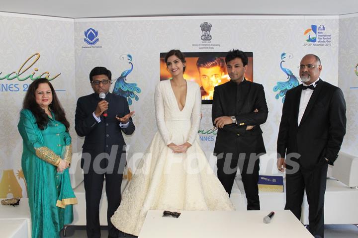 Sonam Kapoor at Book Launch of Vikas Khanna at Cannes 2015