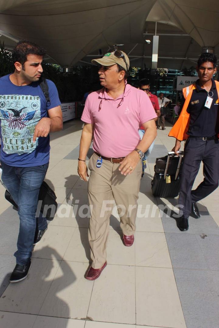 Sunil Gavaskar Snapped at Airport