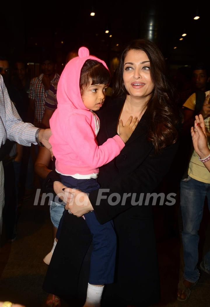 Aishwarya Rai Bachchan Return From Cannes