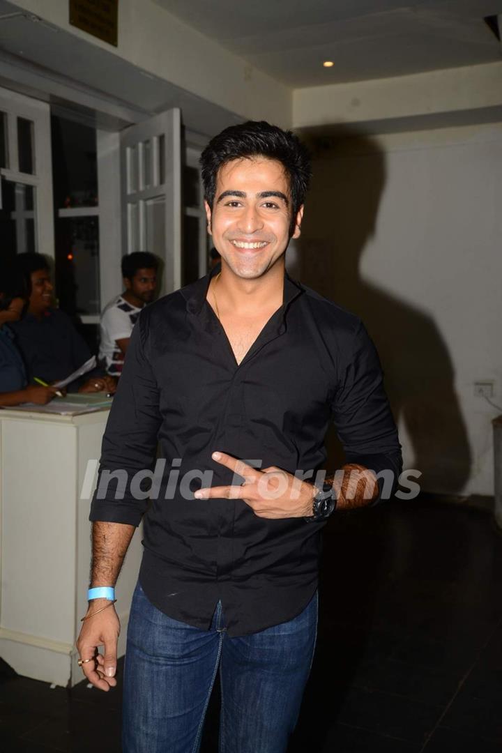 Dishank Arora at Kaisi Yeh Yaariyan Celebration`