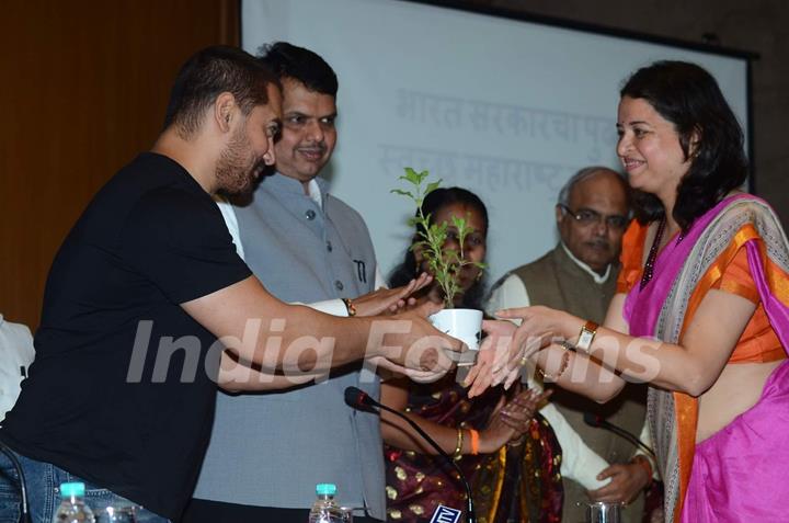 Aamir Khan at Swachata Diwas Event