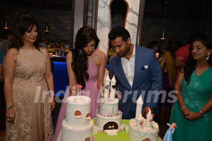 Cake Cutting!! Nishka Lulla's Party