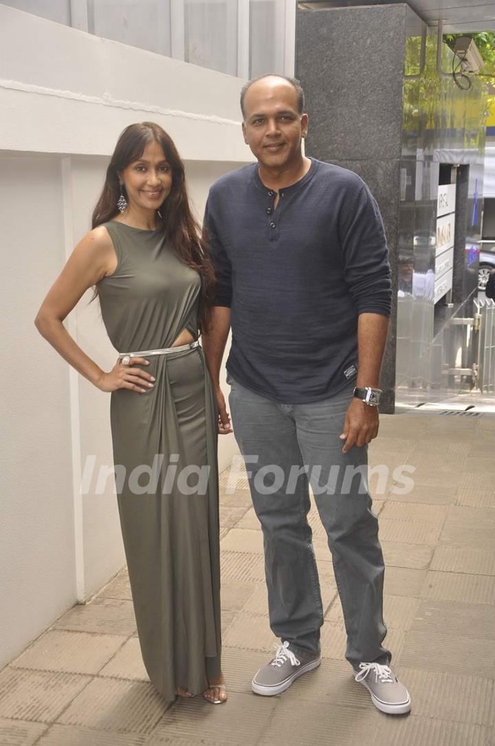 Ashutosh Gowarikar at Nishka Lulla's Party