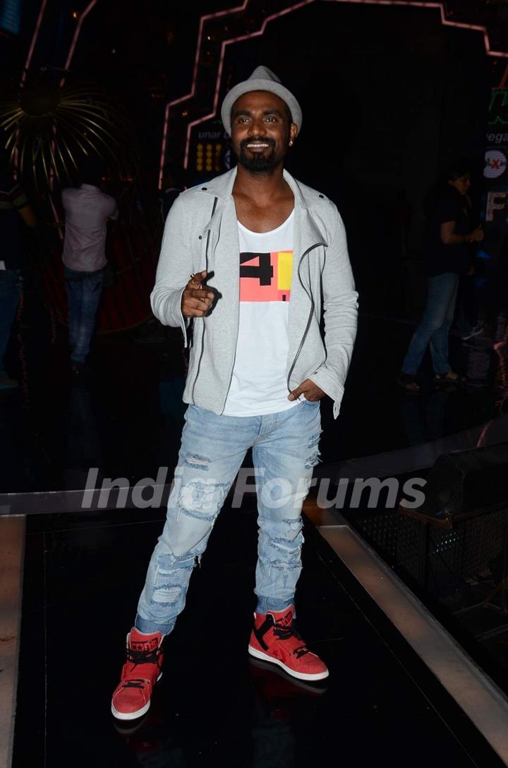 Remo Dsouza Promotes ABCD 2 on India's Got Talent Season 6