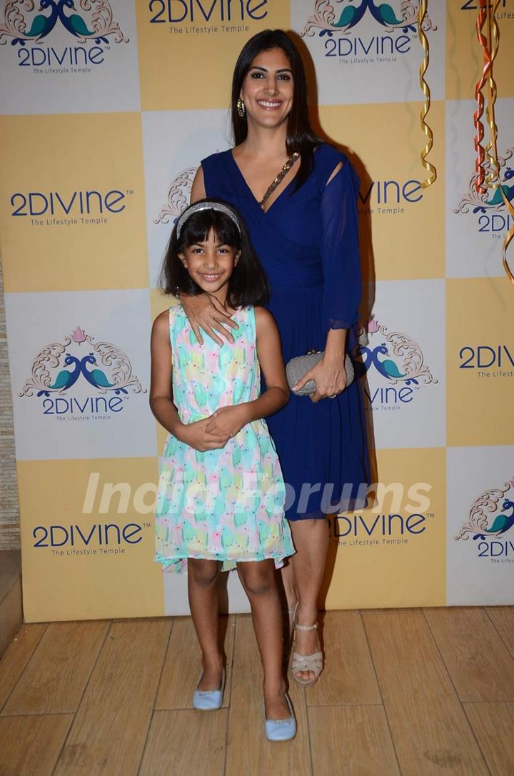 Parizaad Kolah at '2 Divine' for Sonya Vajifdar's Fashion Preview