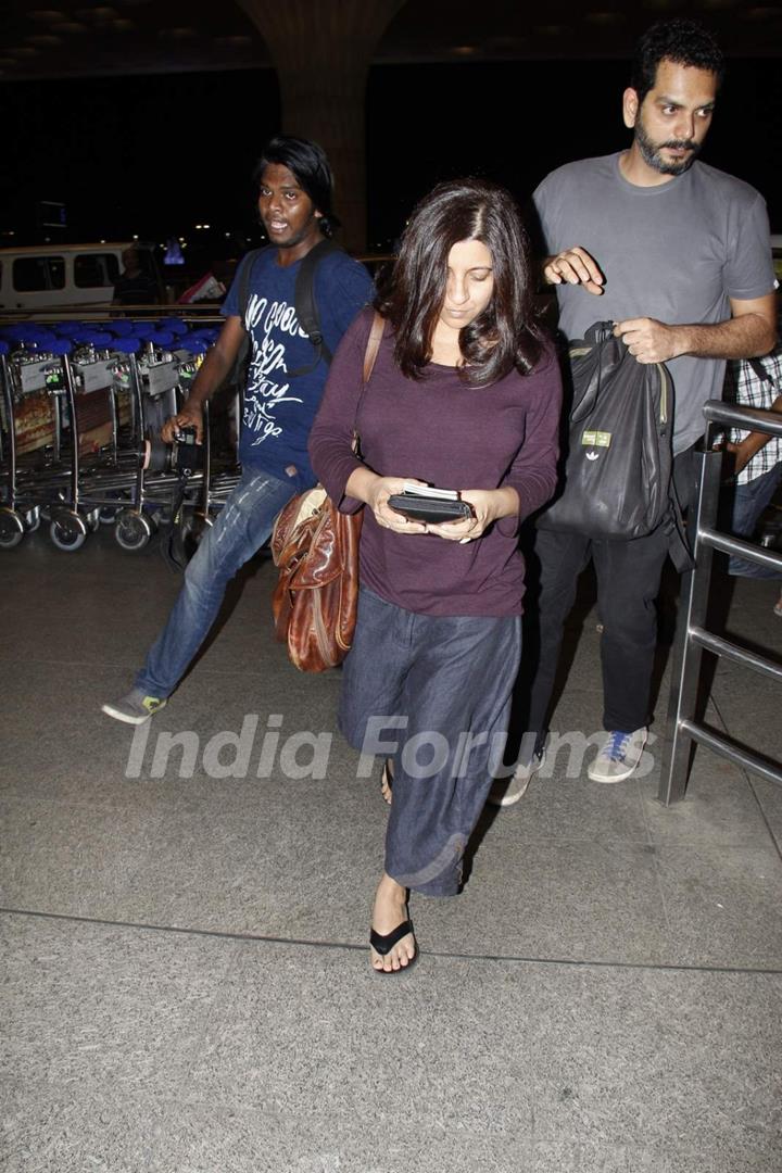 Zoya Akhtar Leave for IIFA 2015