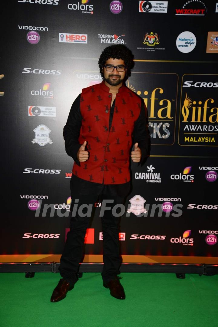 Siddharth Mahadevan at IIFA Awards