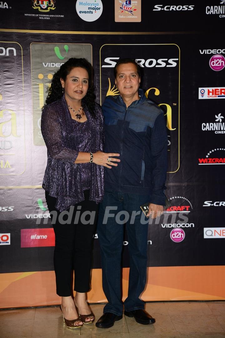 Lalit Pandit poses with Wife at the Premier of Dil Dhadakne Do at IIFA 2015