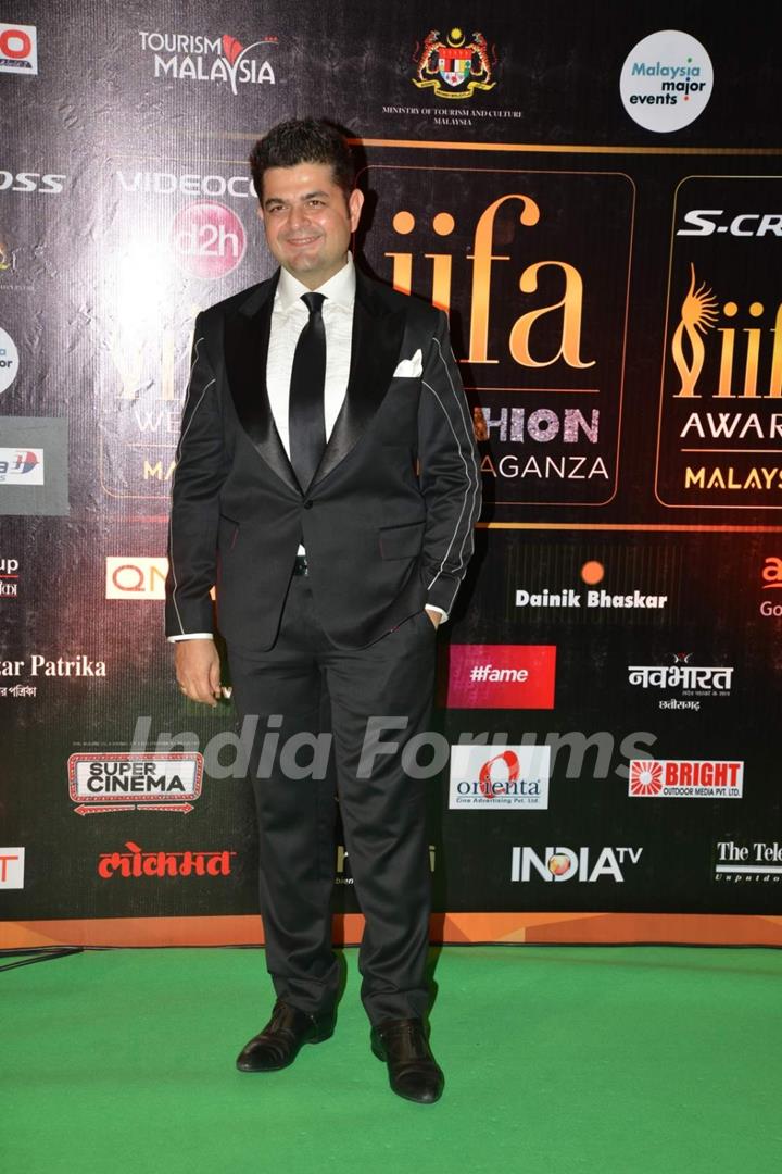 Dabboo Ratnani poses for the media at IIFA 2015 Day 2