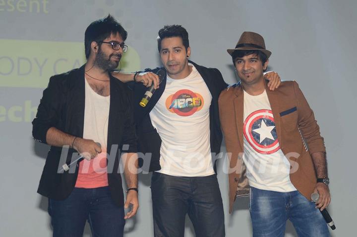 Varun Dhawan poses with Sachin-Jigar at ABCD 2 Pond's Men Promotions