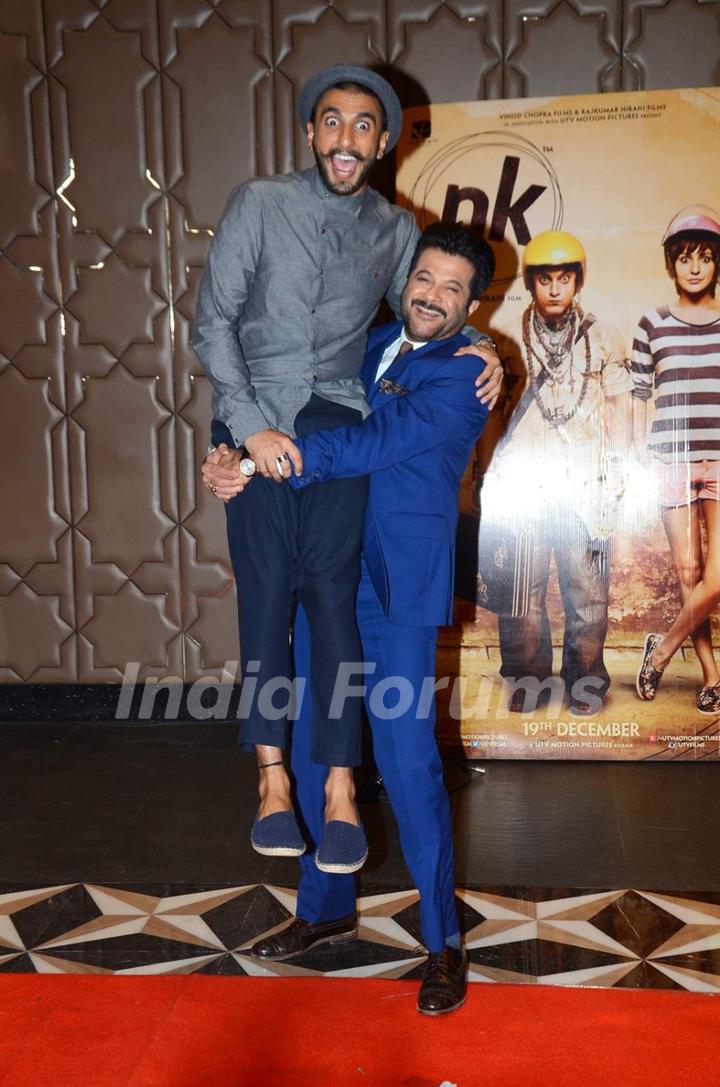 Ranveer is Light Weight or Anil Is Strong?