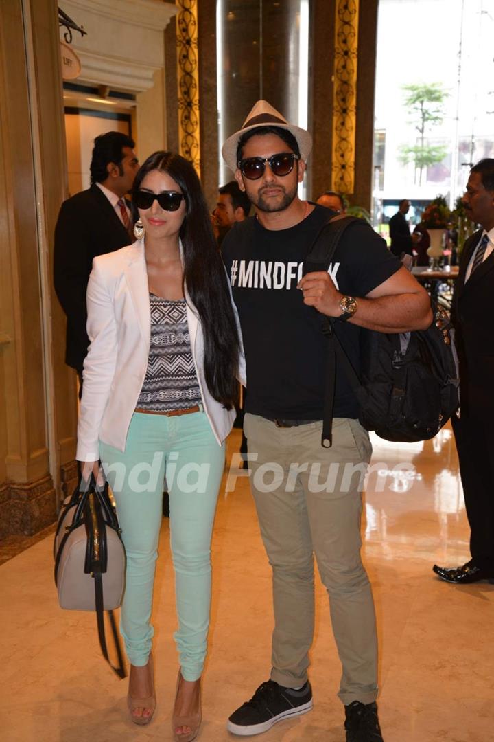 Aftab Shivdasani With Nin Dusanj Snapped in Kuala Lumpur, Malaysia!