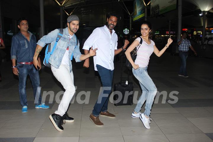 Prabhudeva, Varun Dhawan and Shraddha Kapoor Dances at Airport