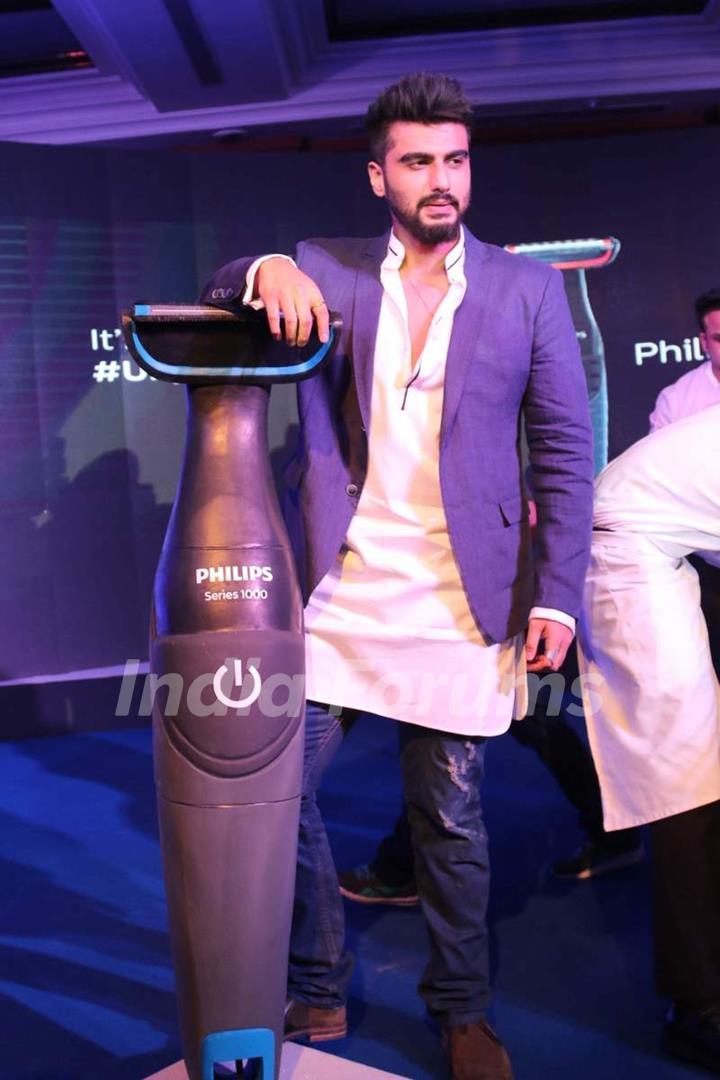 Arjun Kapoor Poses With Philips Trimmer