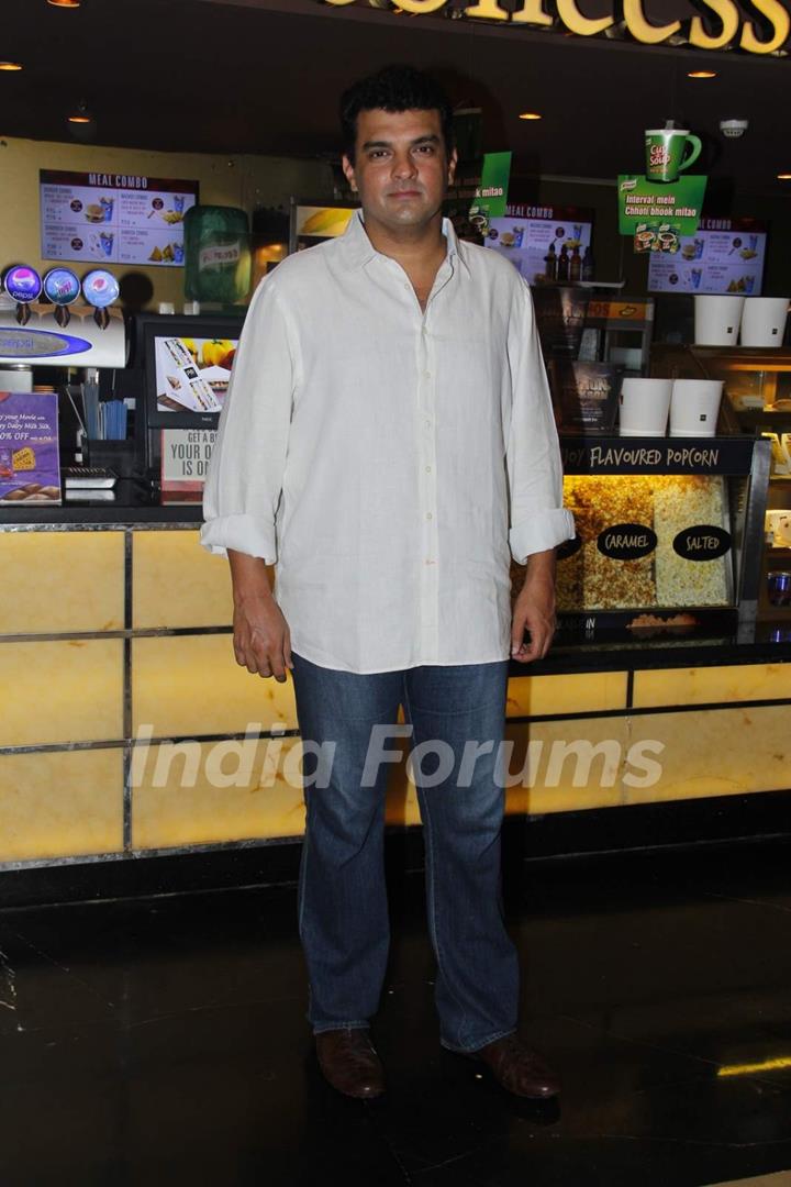 Siddharth Roy Kapur was seen at the Special Screening of ABCD 2