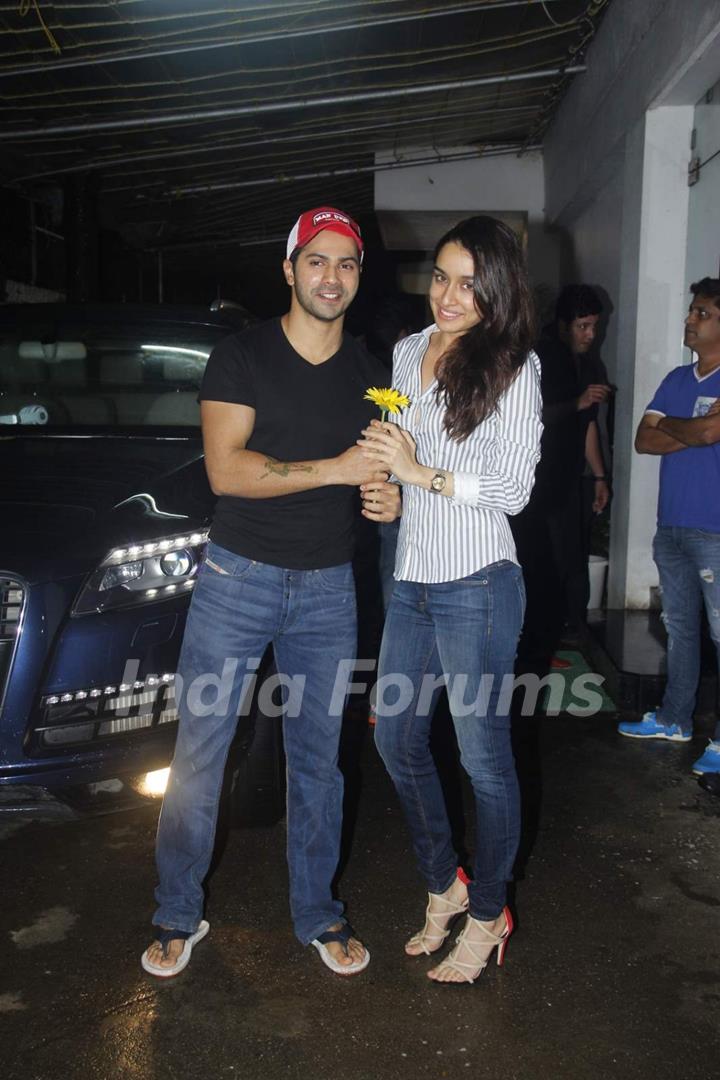 Yellow Flower! Varun and Shraddha Kapoor at Screening of ABCD 2