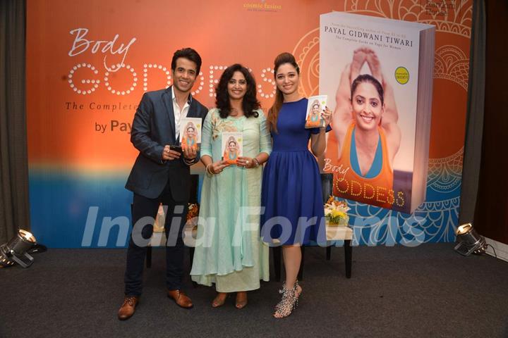 Tamannaah Bhatia and Tusshar Kapoor at Payal Gidwani's Book Launch!