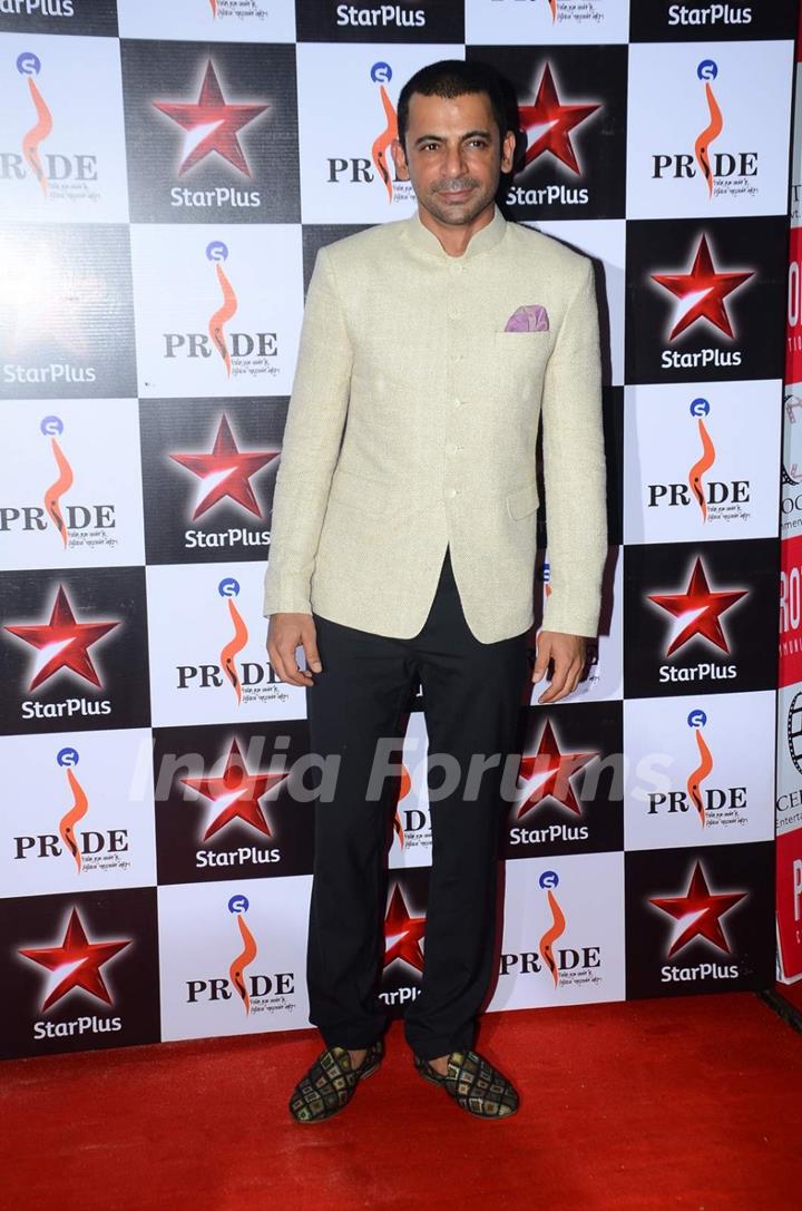 Sunil Grover at Pride Awards