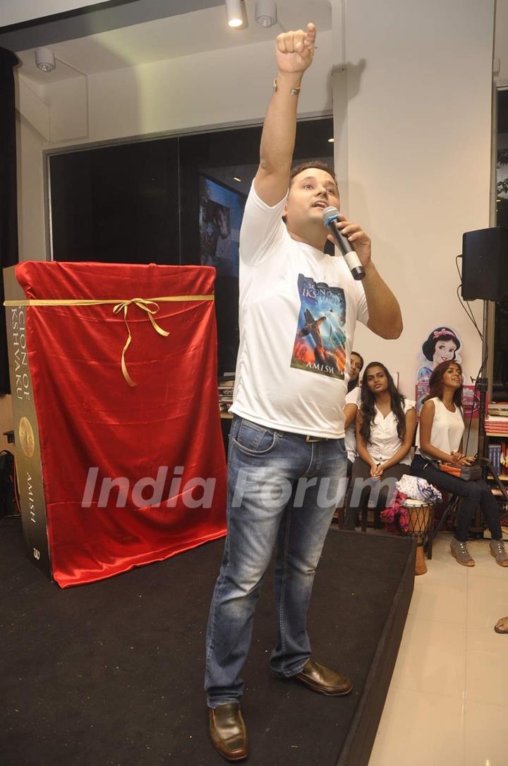 Amish Tripathi at the Launch of His Book 'Scion of Ikshvaku'