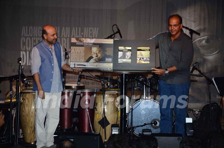 Ashutosh Gowarikar and Brahmanand Singh at Launch of 'Knowing Pancham & Pancham Unmixed'