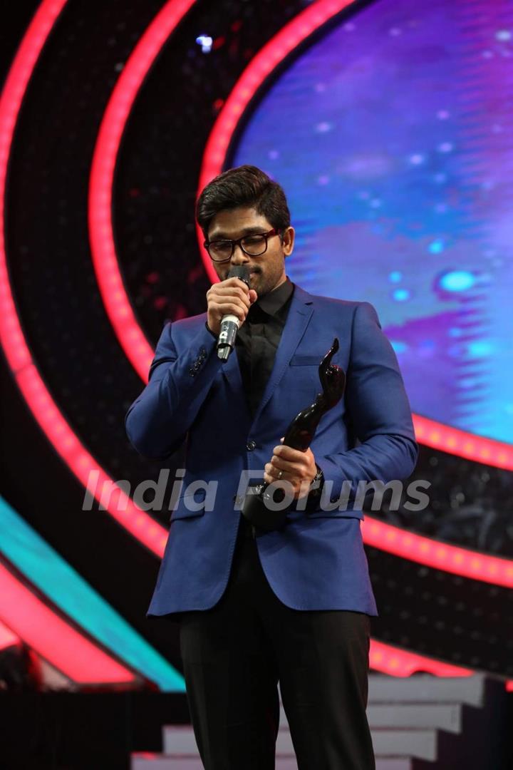 Allu Arjun at the 62nd South Filmfare Awards