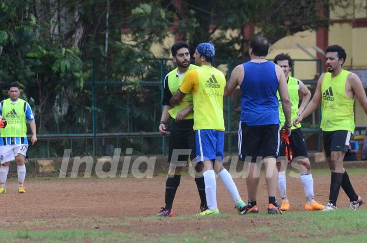 Guess Ranbir Comes to Stop the Fight!