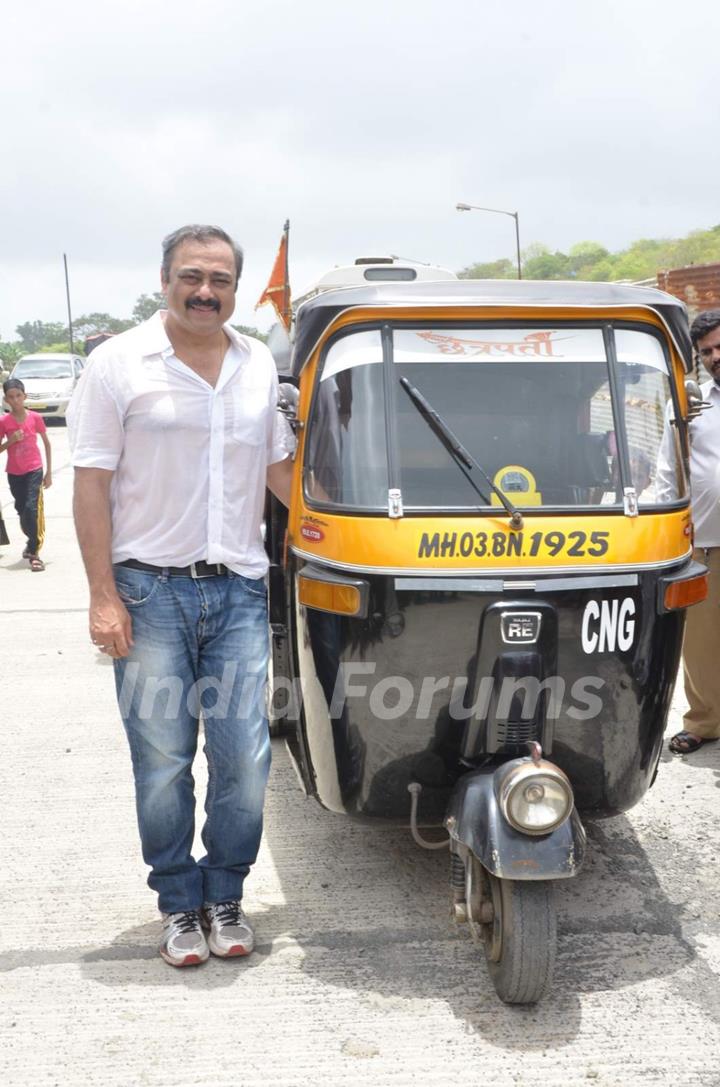 Sachin Khedekar Promotes Marathi Movie 'Shutter'