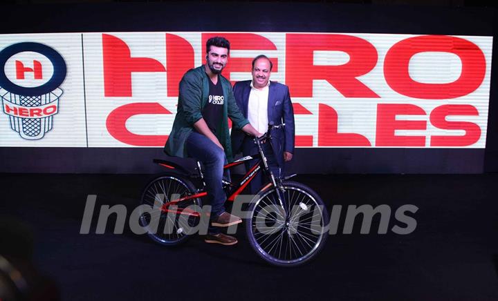 Arjun Kapoor Announced as the Brand Ambassador of Hero Cycles