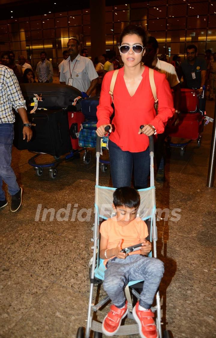 Kajol Snapped at Airport