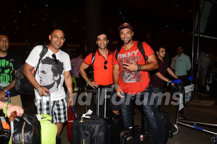 Kushal Punjabi and Chetan Hansraj Snapped at Airport