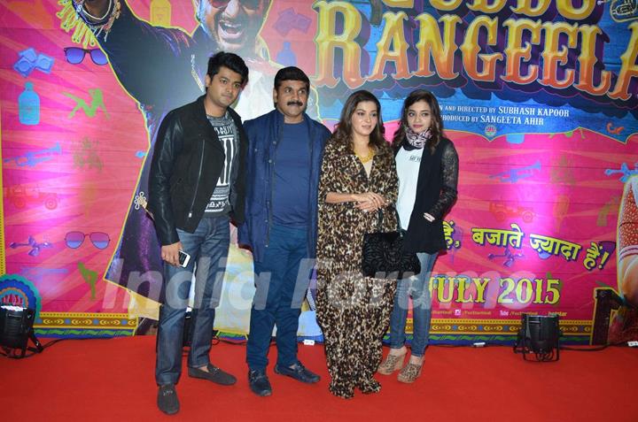 Sachin Ahir and Sangeeta Ahir With Kids at Premiere of Guddu Rangeela