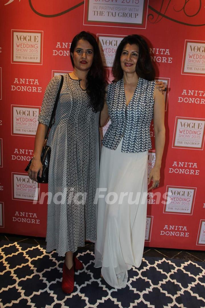 Sona Mohapatra and Sangeeta Bijlani at Anita Dongre and Vogue Wedding Show