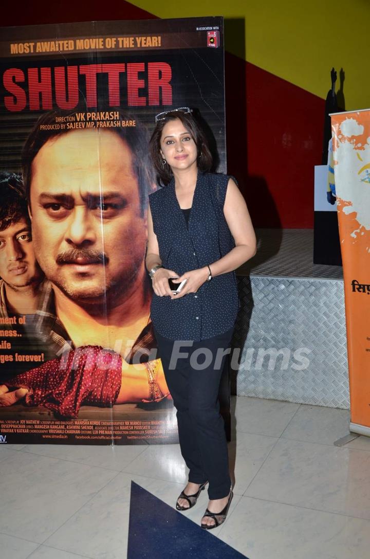 Mrinal Kulkarni at Premiere of Marathi Movie 'Shutter'