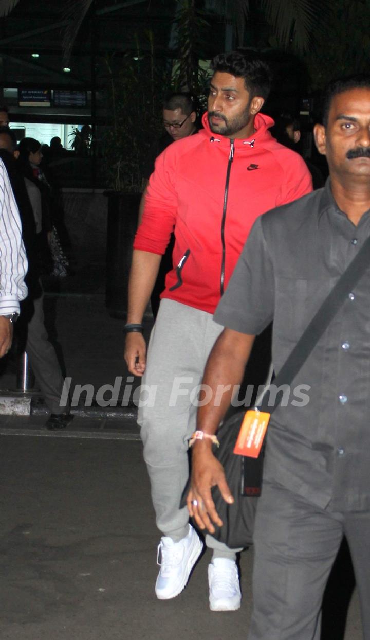 Abhishek Bachchan Snapped at Airport