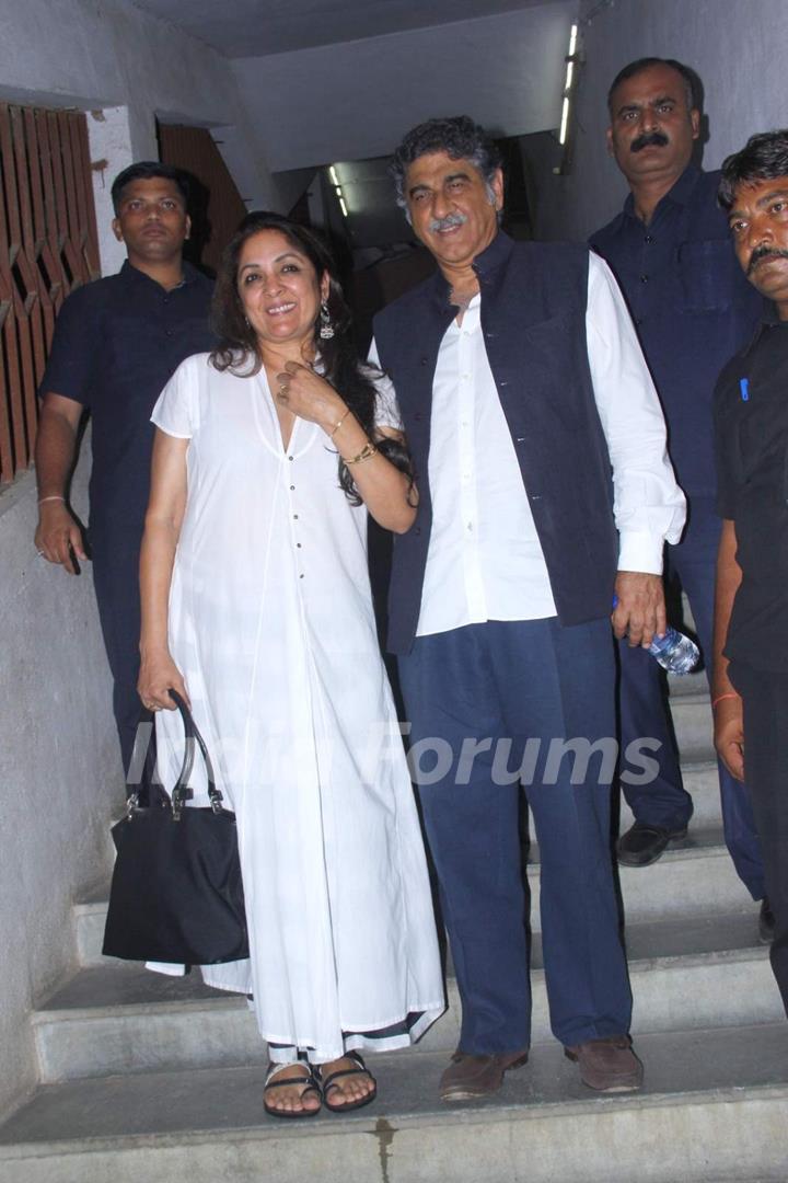 Neena Gupta With Her Husband at Show of Kuch Bhi Ho Sakta Hai