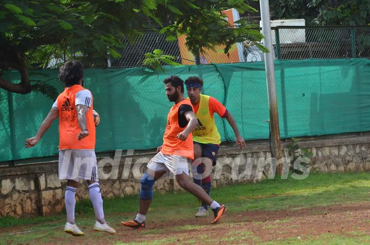 Armaan Jain and ranbir kapoor Snapped Practicing Soccer!