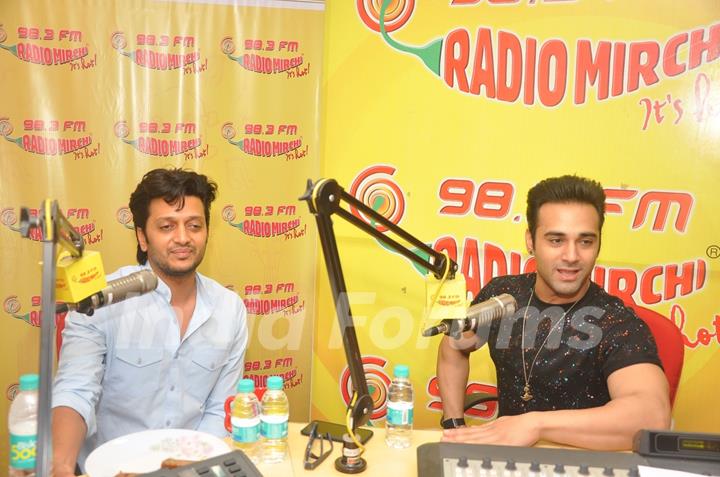 Riteish Deshmukh and Pulkit Samrat at the Promotions of Bangistan on Radio Mirchi