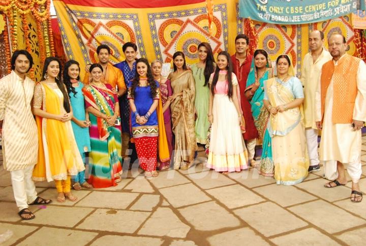 Tere Sheher Mein Cast