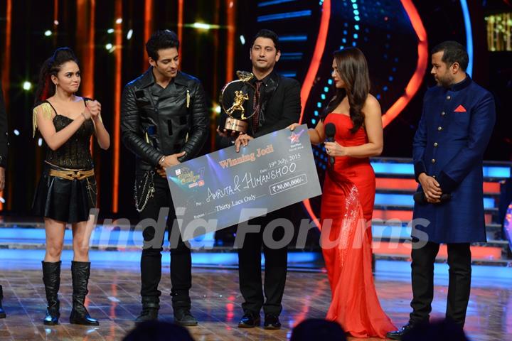 Amruta Khanvilkar and Himmanshoo A Malhotra declared Winners of Nach Baliye 7